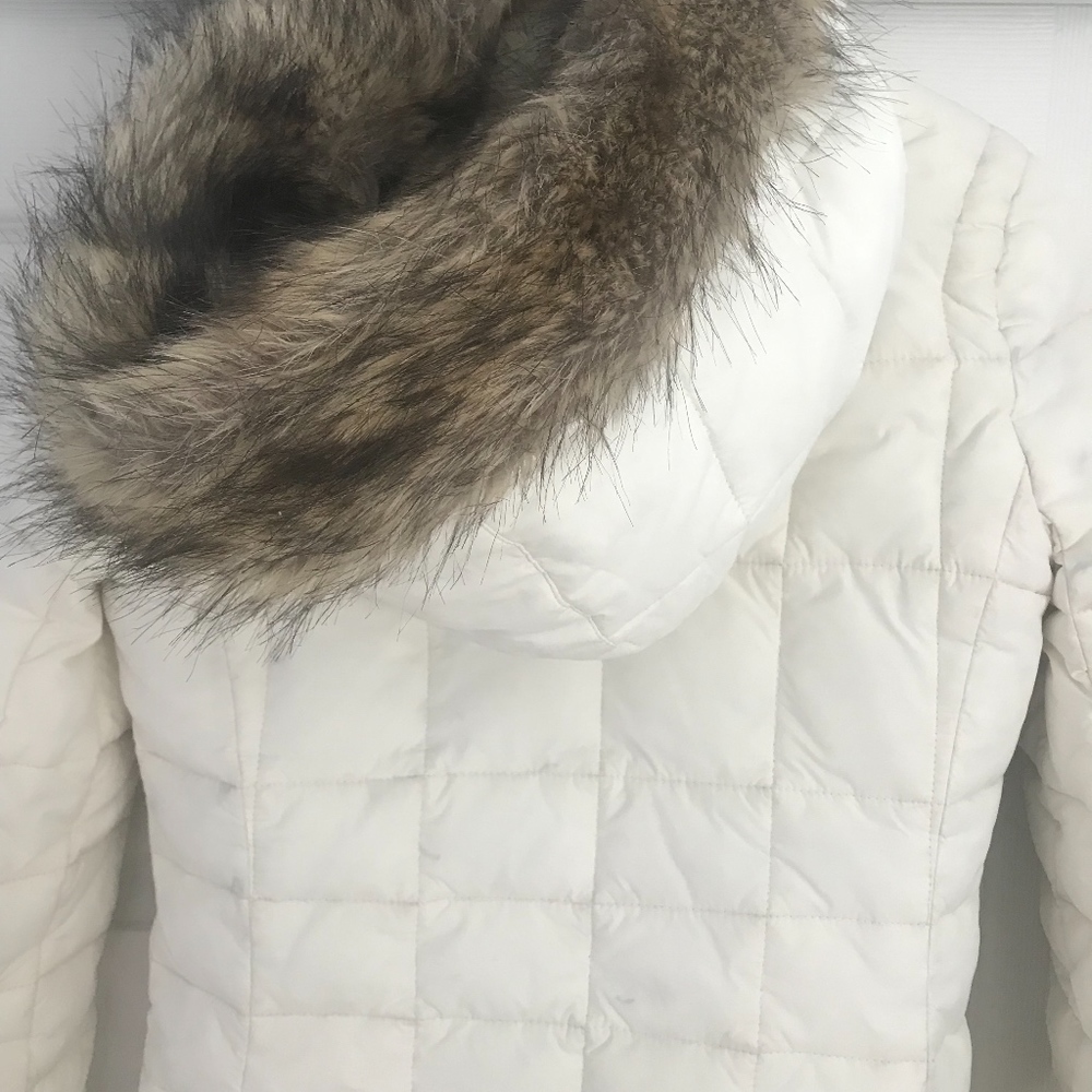 Abercrombie & Fitch | Fur Lined Puffer Jacket - Picture 4 of 6